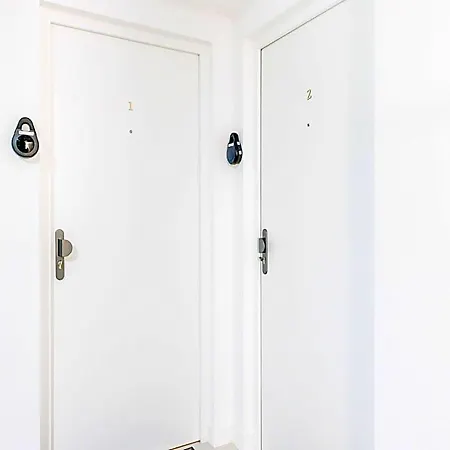 Beautiful For Two People - Puteaux Paris